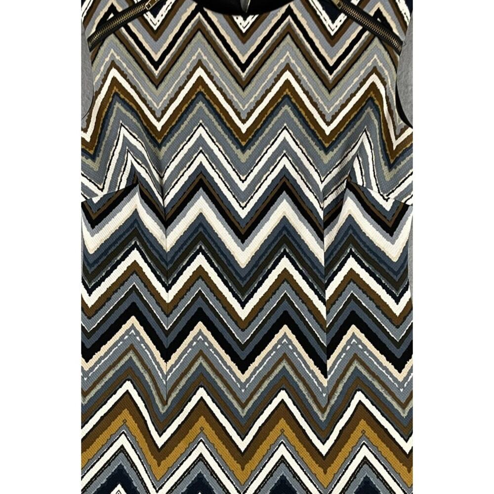 Madison Leigh Chevron Sheath Dress Size 6 Polyester Spandex Gray - Picture 8 of 10